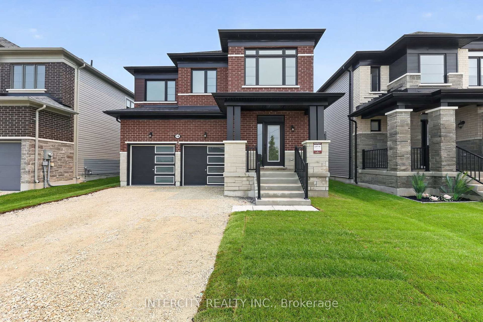 14-legacy-circle-wasaga-beach-ontario-s13622850
