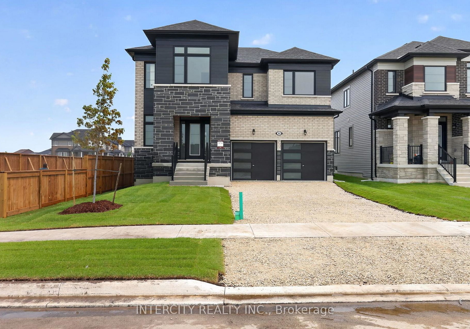 22-legacy-circle-wasaga-beach-ontario-s13622870