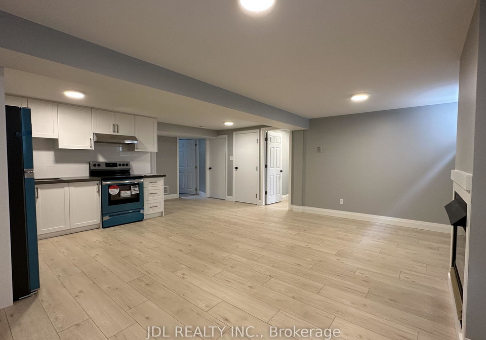 46-monique-crescent-n-barrie-ontario-s13623378