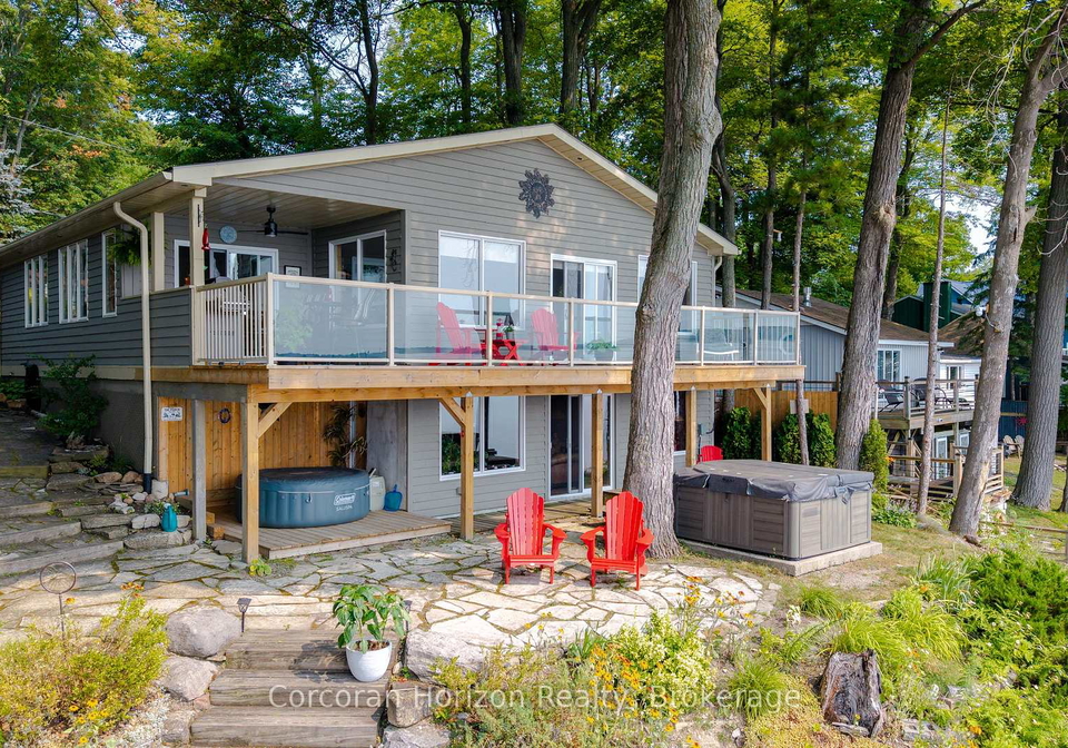 380-robins-point-road-tay-ontario-s13623394