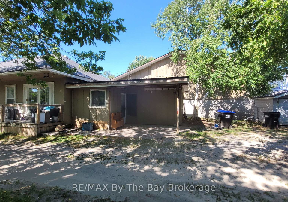 835-mosley-street-wasaga-beach-ontario-s13623536