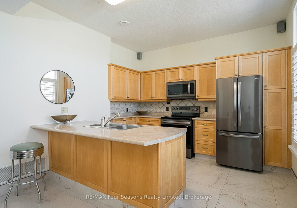36-saint-marie-street-collingwood-ontario-s13623890
