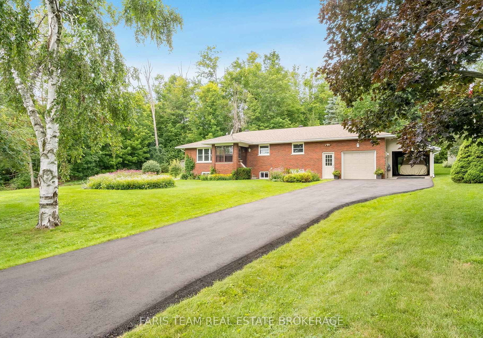 182-moon-point-drive-oro-medonte-ontario-s13624062