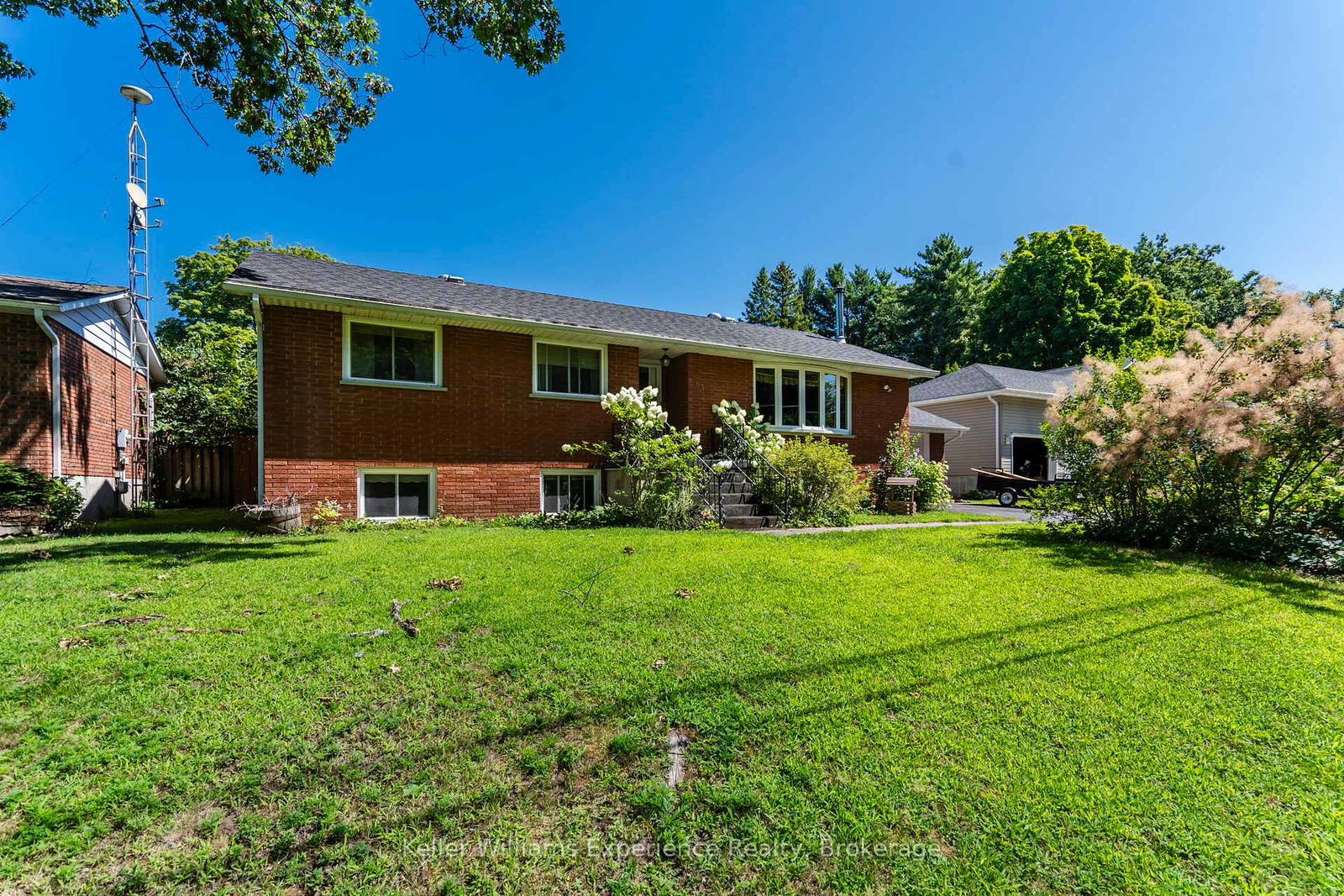 63-lorne-avenue-penetanguishene-ontario-s13624172
