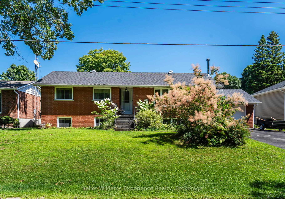 63-lorne-avenue-penetanguishene-ontario-s13624172