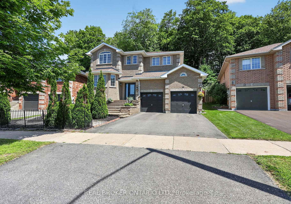 35-bloom-crescent-barrie-ontario-s13625048