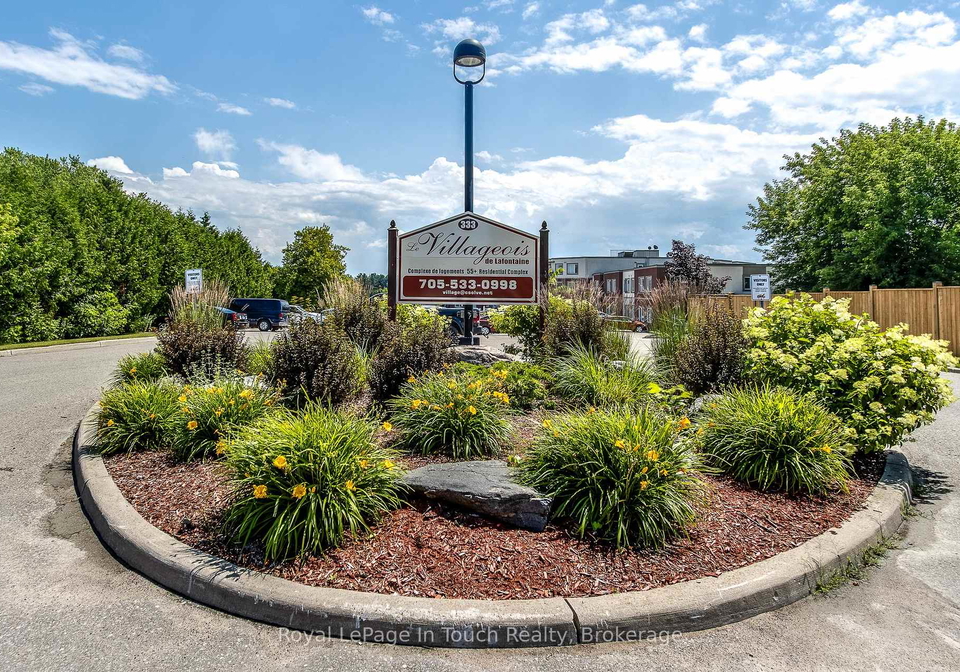 333-lafontaine-road-w-tiny-ontario-s13625618