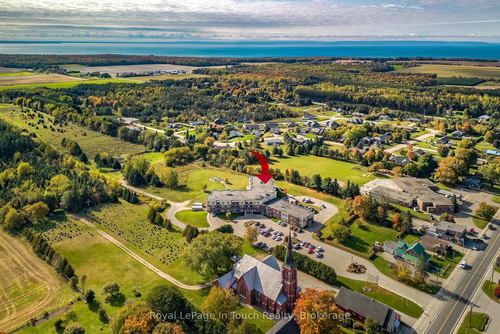 333-lafontaine-road-w-tiny-ontario-s13625732