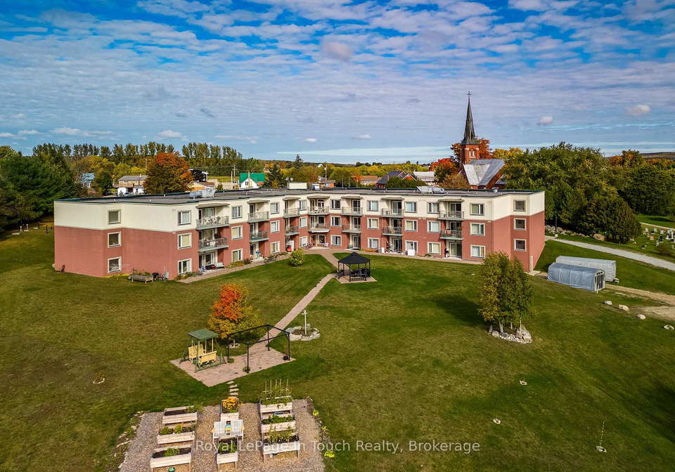 333-lafontaine-road-w-tiny-ontario-s13625732
