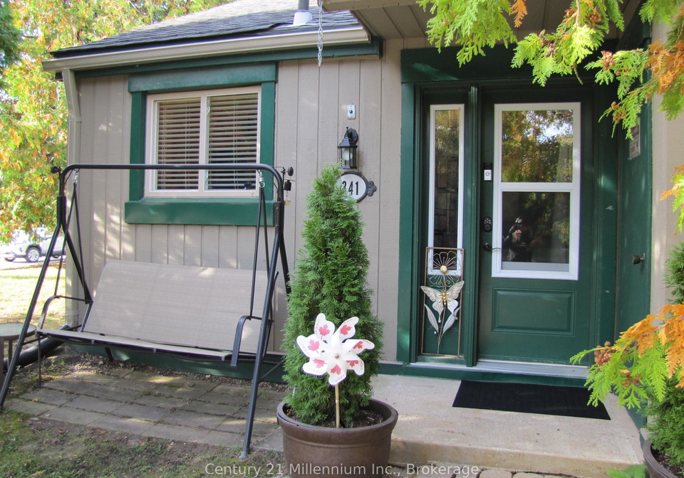 11-harbour-street-w-collingwood-ontario-s13625920