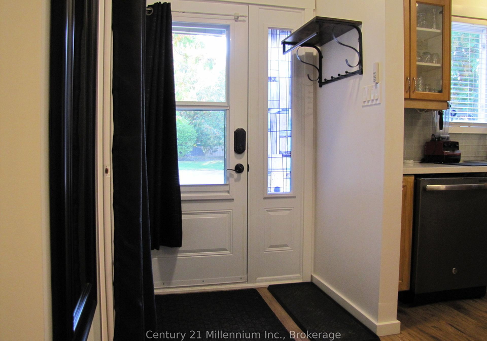 11-harbour-street-w-collingwood-ontario-s13625920