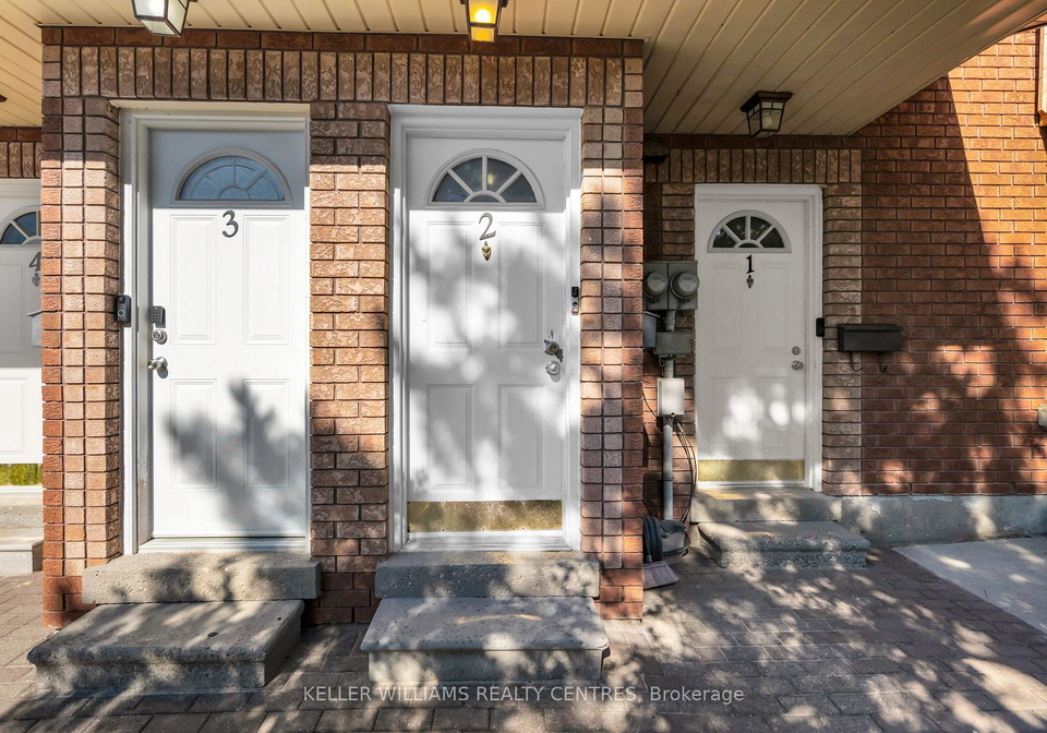 2meadow-lane-barrie-ontario-s13626670