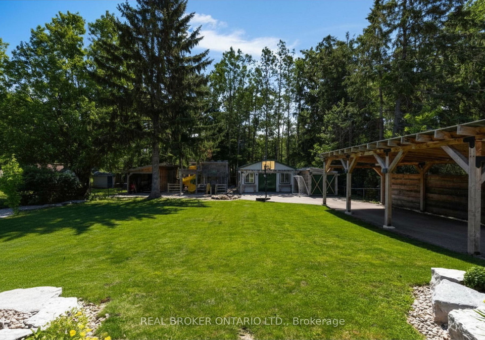 975-sunnidale-road-springwater-ontario-s13626754
