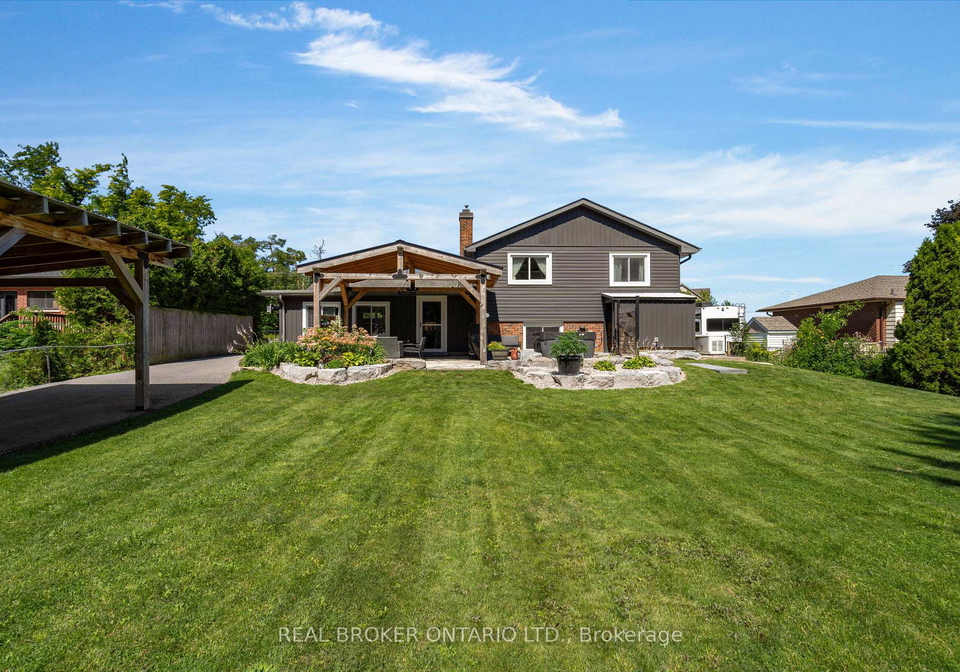 975-sunnidale-road-springwater-ontario-s13626754