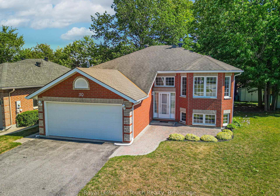 30-charles-street-penetanguishene-ontario-s13627130