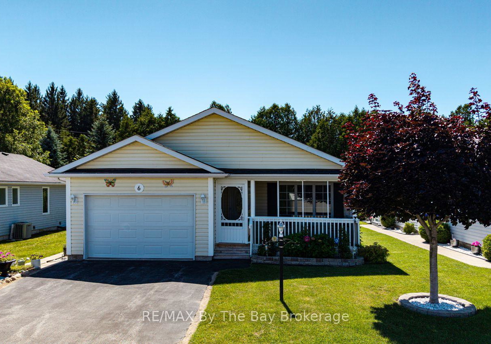 6-illinois-crescent-wasaga-beach-ontario-s13627782