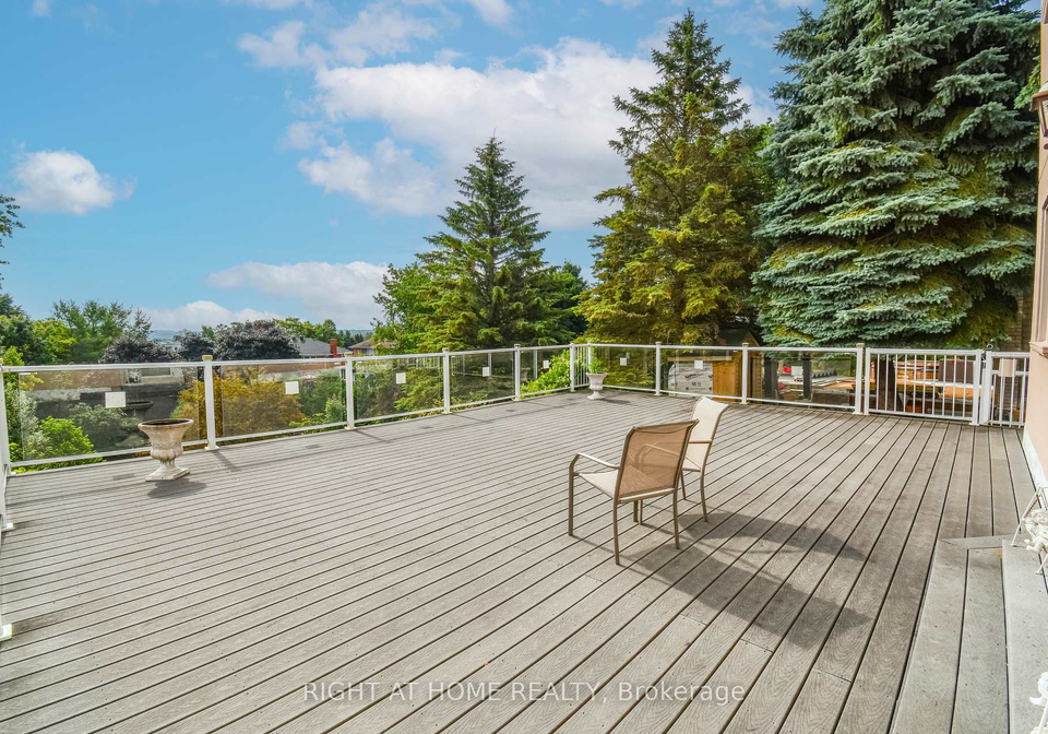 11-thackeray-crescent-barrie-ontario-s13628176