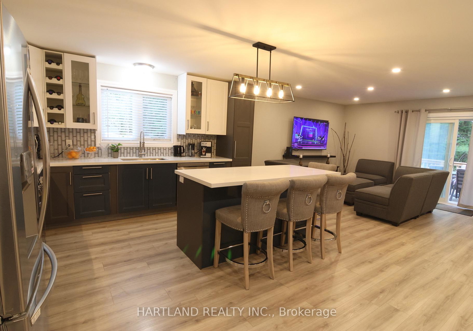 22-berkely-street-wasaga-beach-ontario-s13628510