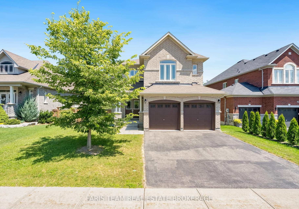 33-pearl-street-wasaga-beach-ontario-s13629264