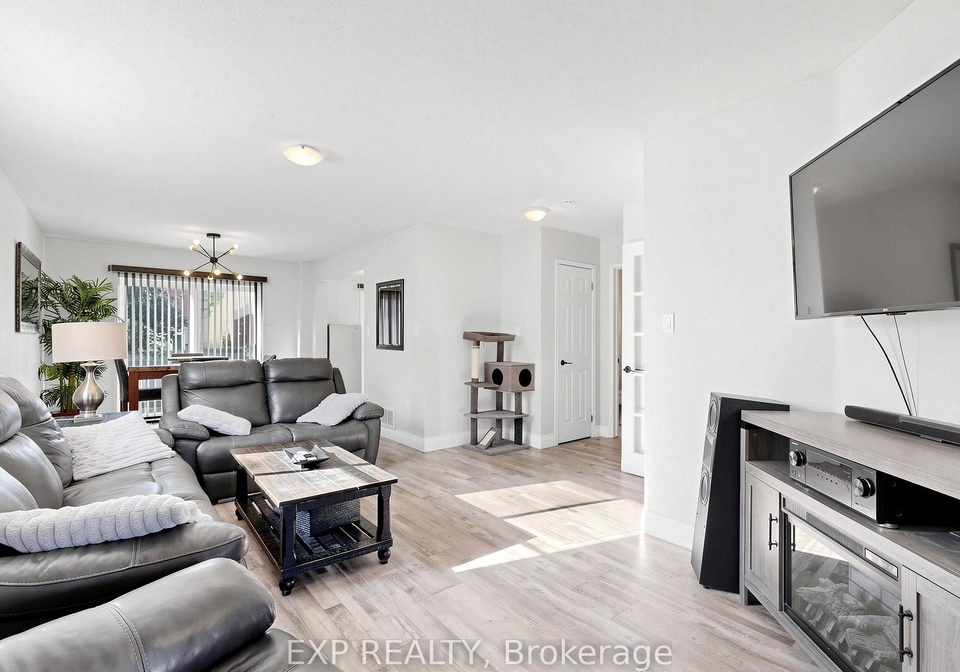 6-booth-lane-barrie-ontario-s13630100