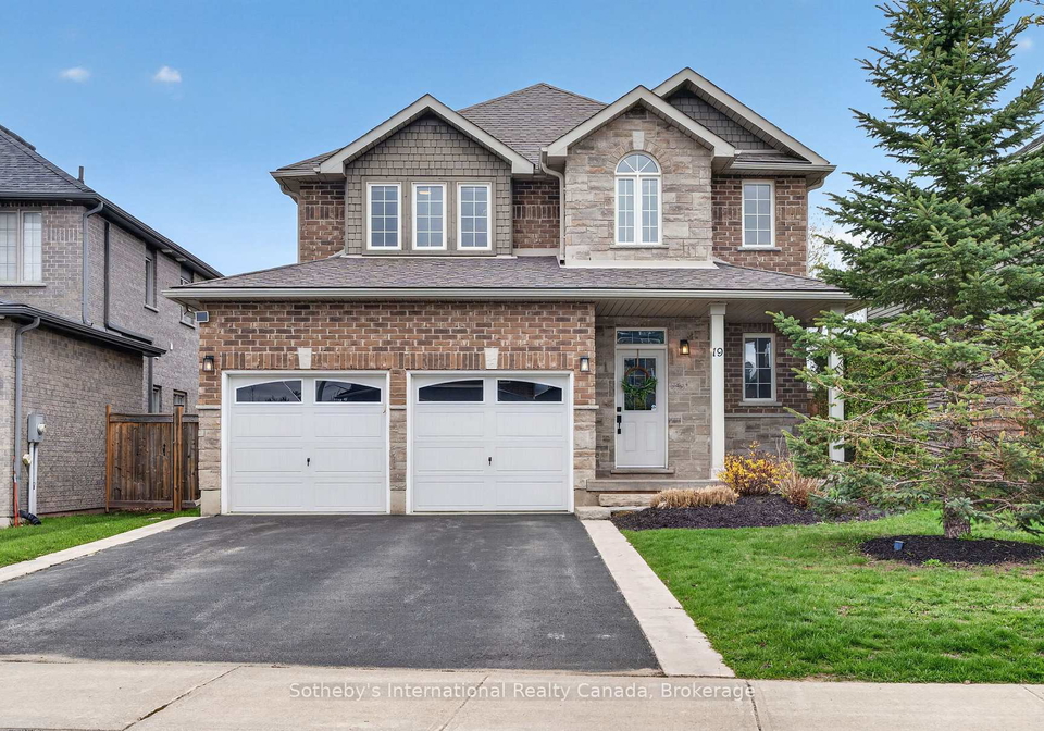 19-garbutt-crescent-collingwood-ontario-s13631072