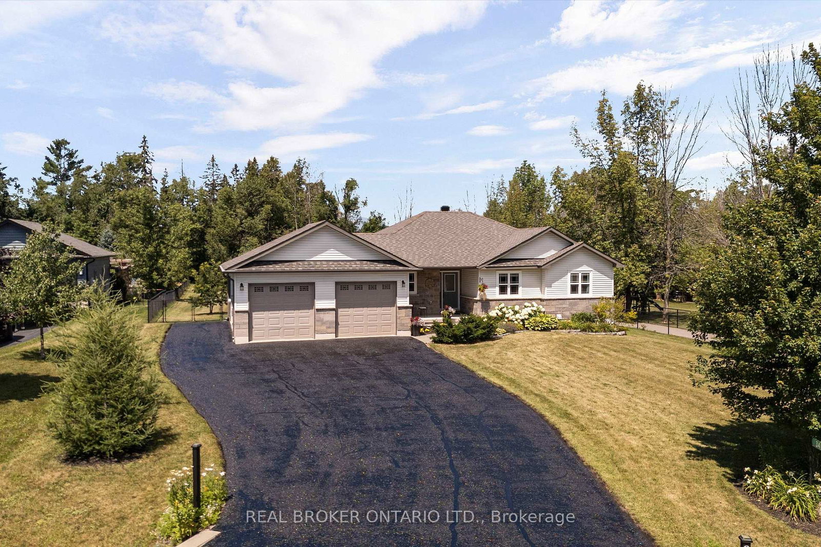 34-merrington-avenue-oro-medonte-ontario-s13631698
