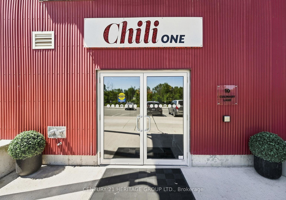 10-culinary-lane-barrie-ontario-s13631716