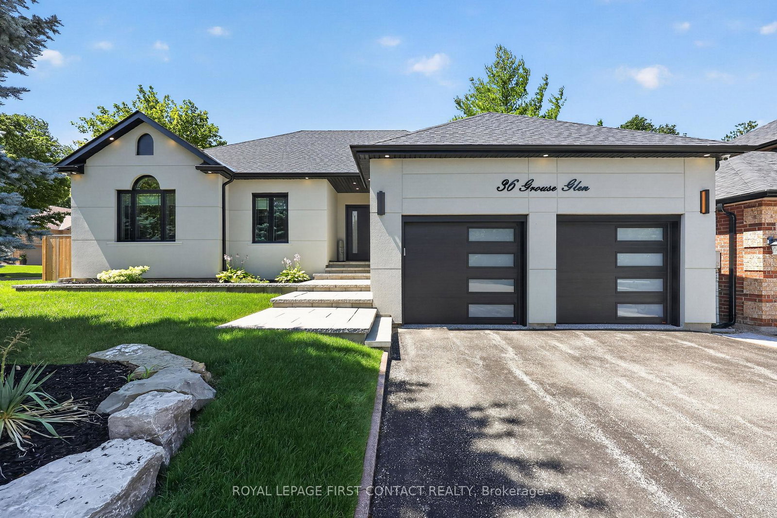 36-grouse-glen-barrie-ontario-s13632564