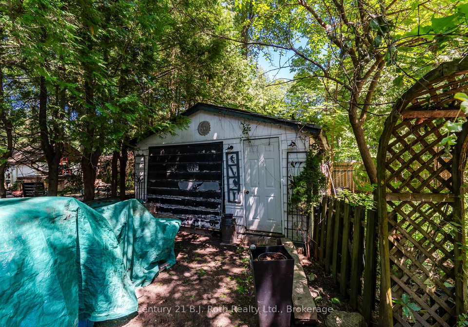 307-tiny-beaches-road-w-tiny-ontario-s13632634