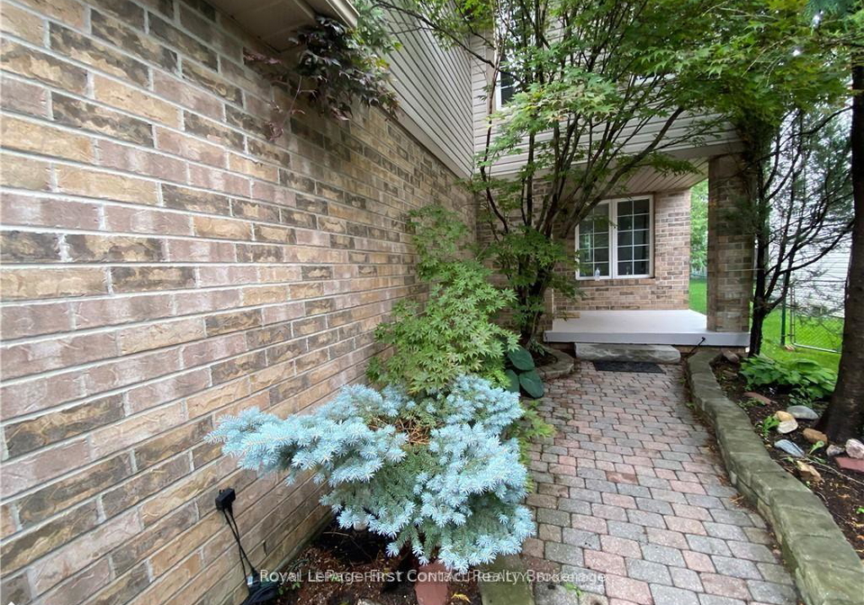 41-copeman-crescent-barrie-ontario-s13633024