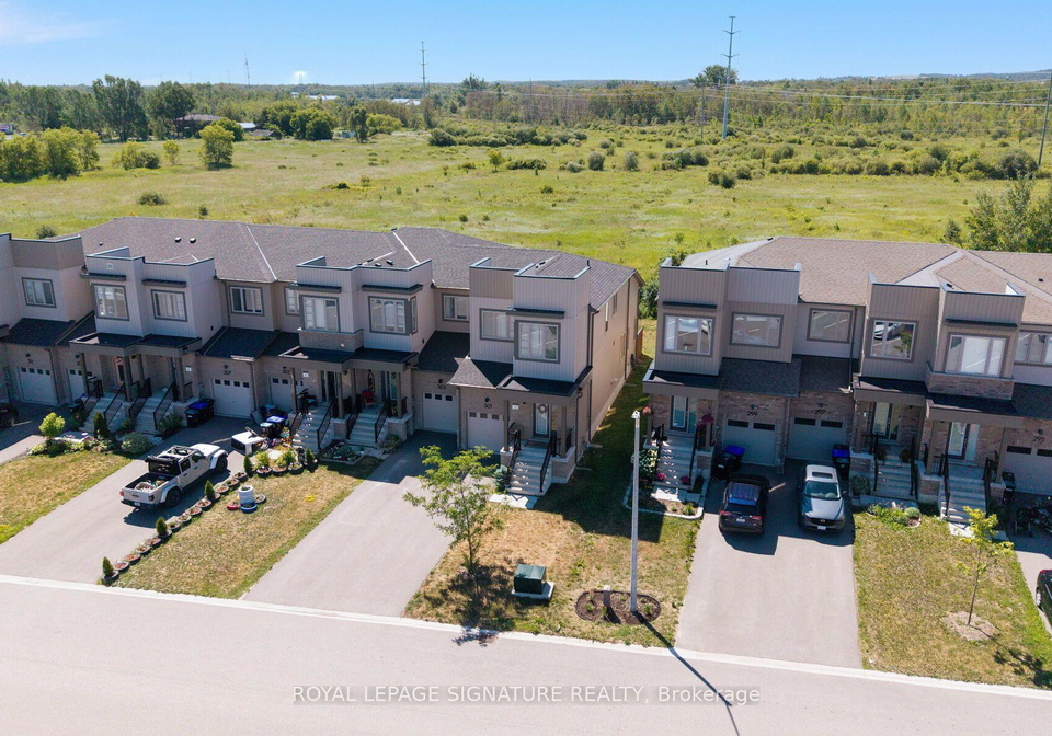 301-atkinson-street-clearview-ontario-s13633204