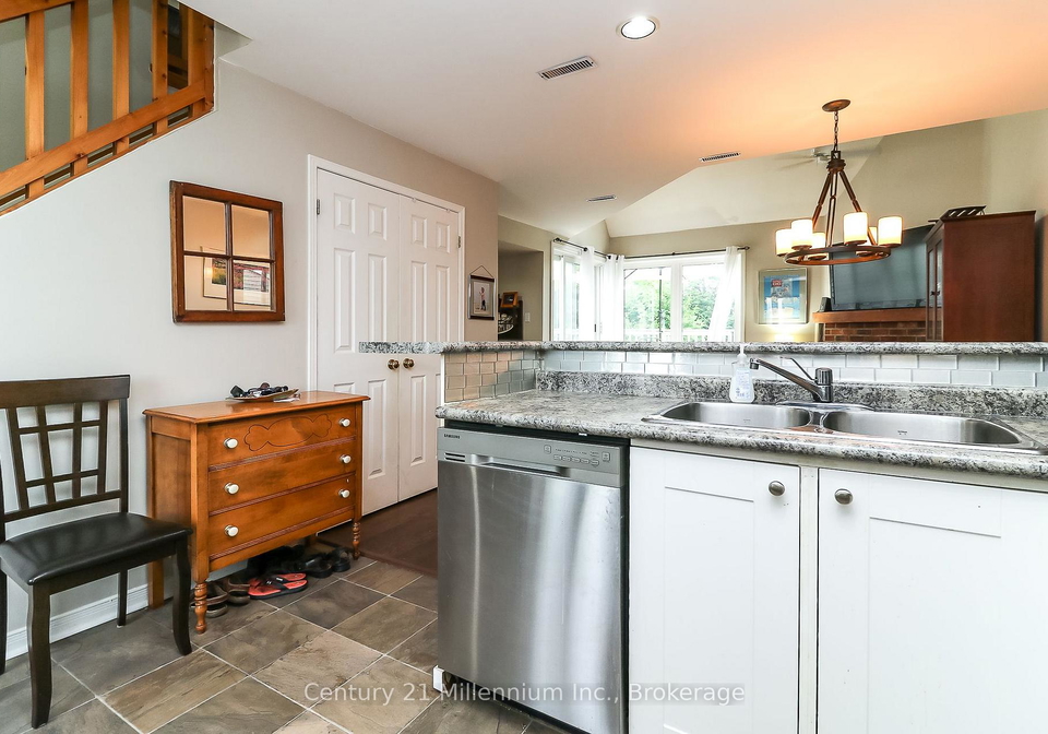 55-trott-boulevard-collingwood-ontario-s13633502