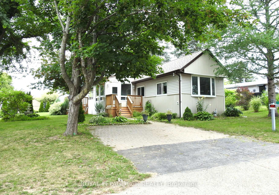 8-claremont-crescent-oro-medonte-ontario-s13633578