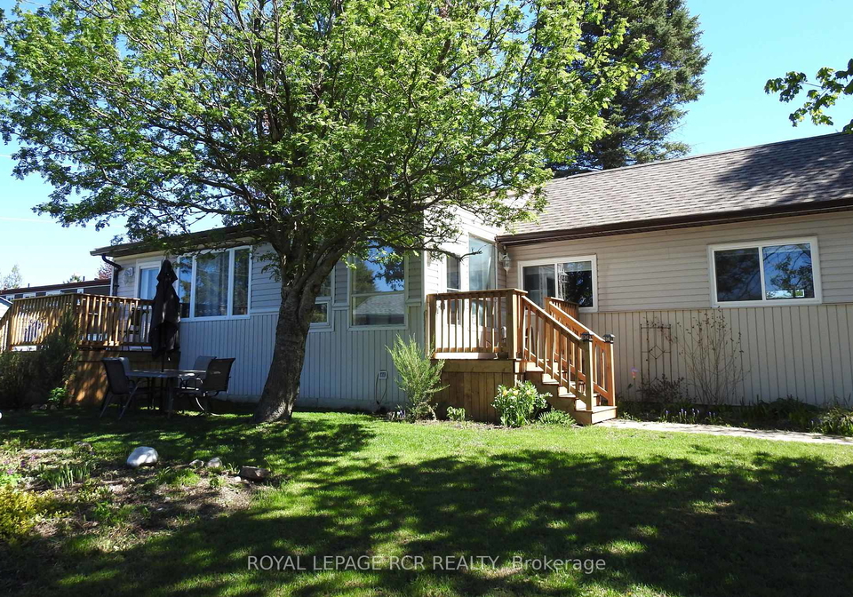 8-claremont-crescent-oro-medonte-ontario-s13633578