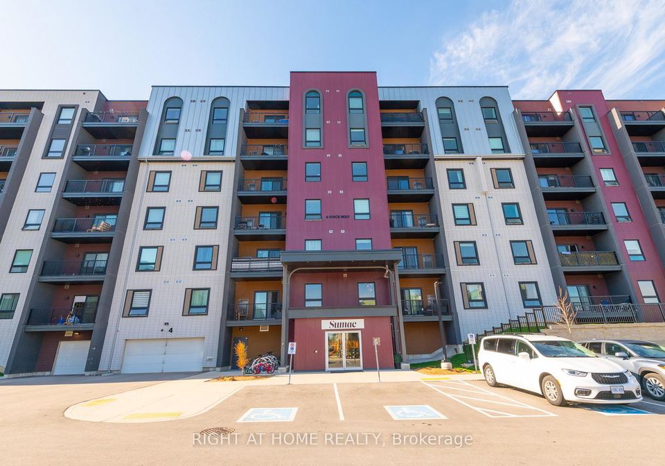 4-spice-way-barrie-ontario-s13633648