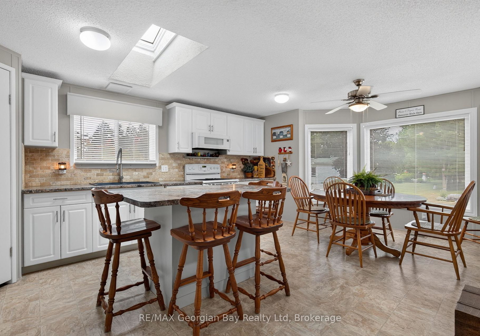 5411-elliott-side-road-tay-ontario-s13634044
