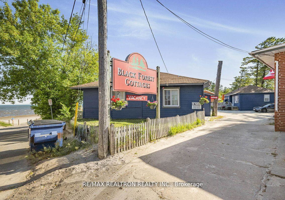 11-12th-street-n-wasaga-beach-ontario-s13634186