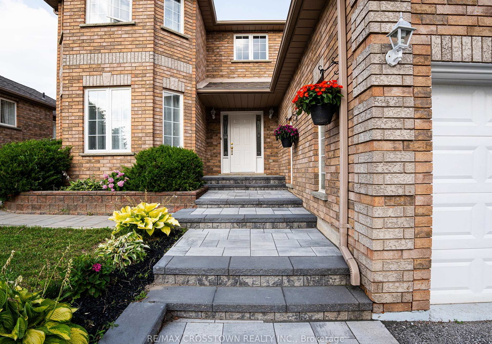 31-logan-court-barrie-ontario-s13634496