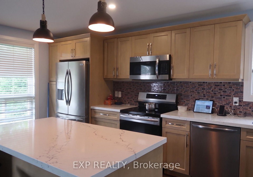 26-curtiss-court-barrie-ontario-s13634604