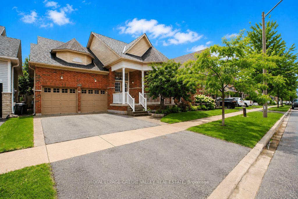 29-counsellor-terrace-barrie-ontario-s13634776