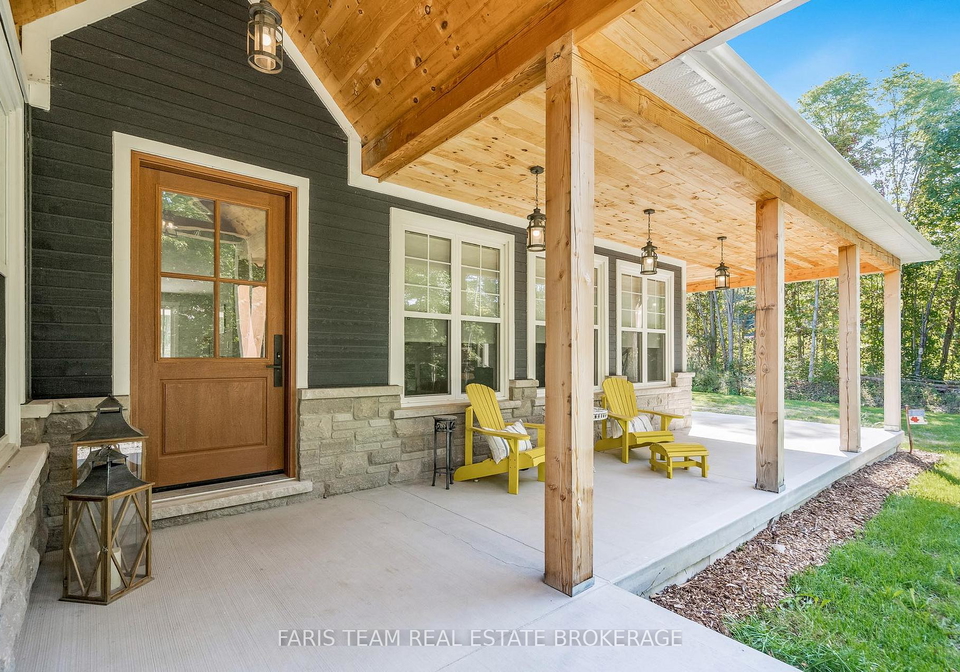 1555-baseline-road-s-tiny-ontario-s13635268
