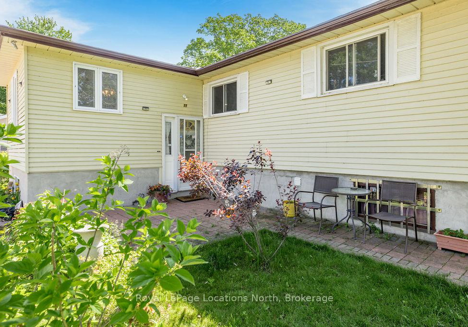 77-laidlaw-street-wasaga-beach-ontario-s13635664