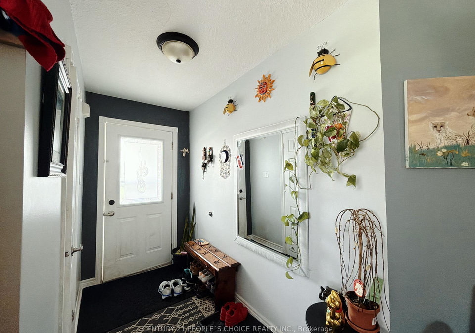 66-michael-crescent-barrie-ontario-s13635736