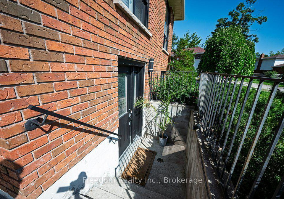 42-patricia-avenue-barrie-ontario-s13636038
