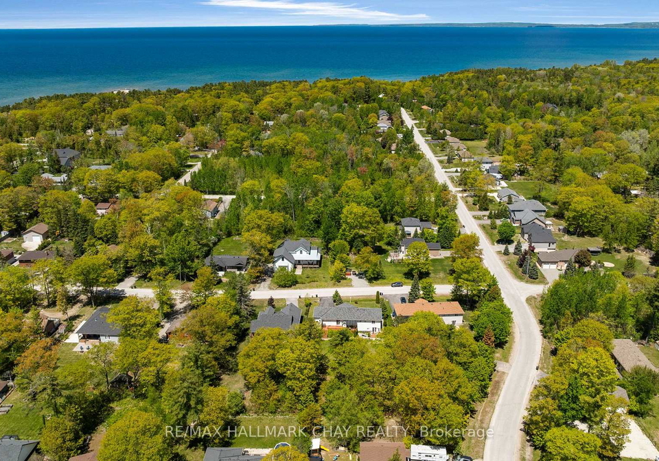 29-foliage-drive-tiny-ontario-s13636234