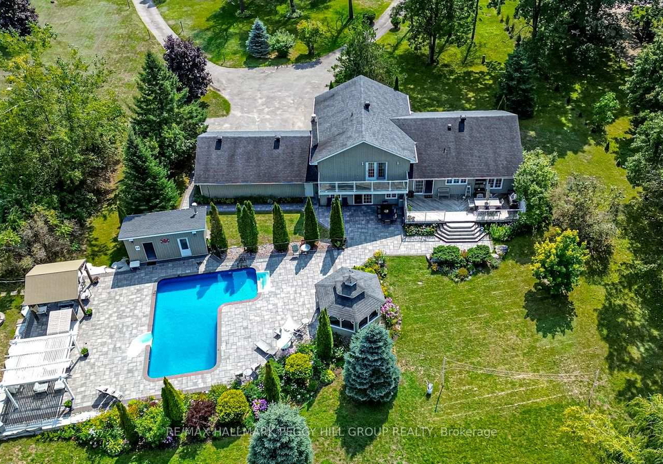 2-mills-circle-springwater-ontario-s13636370