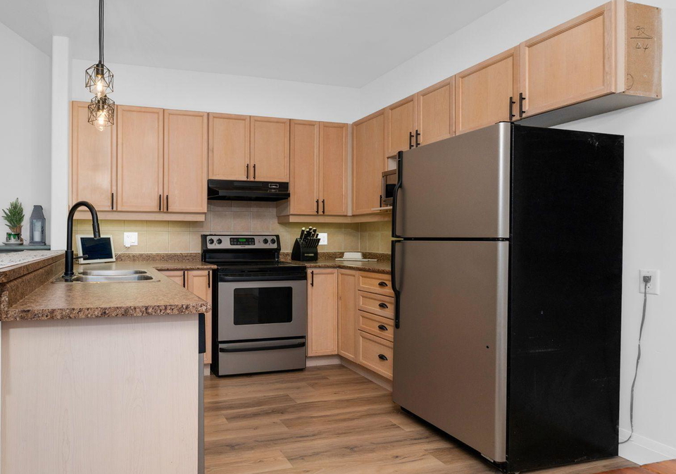 12-oakmont-avenue-oro-medonte-ontario-s13636814