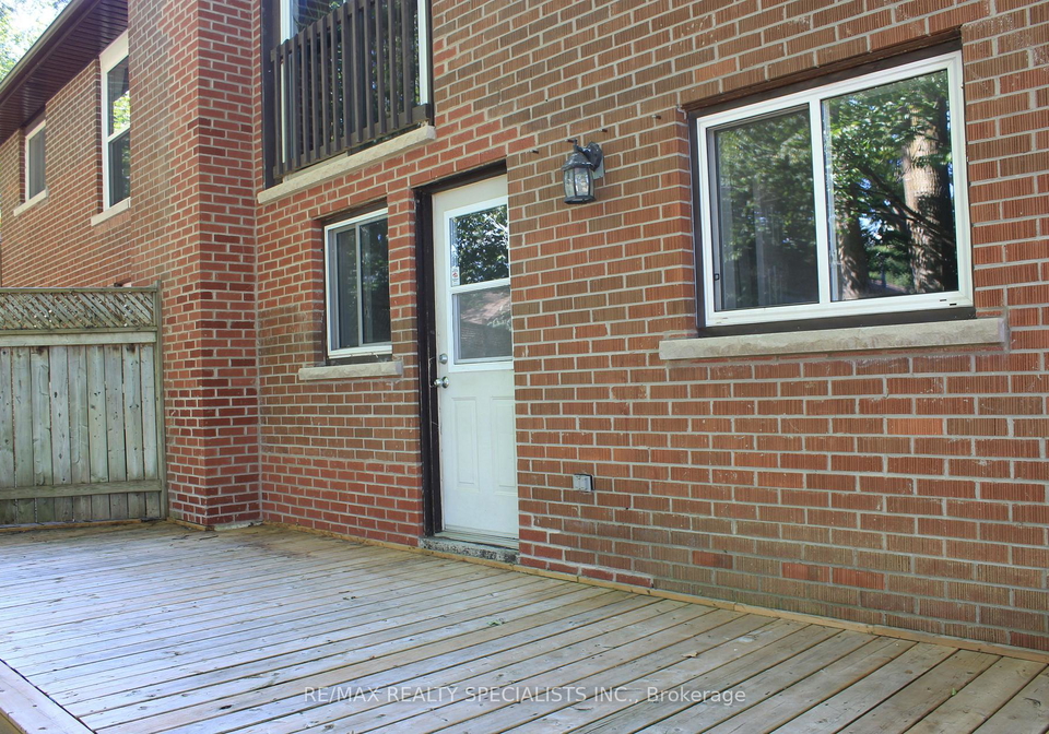 12-woodgrove-court-barrie-ontario-s13637460