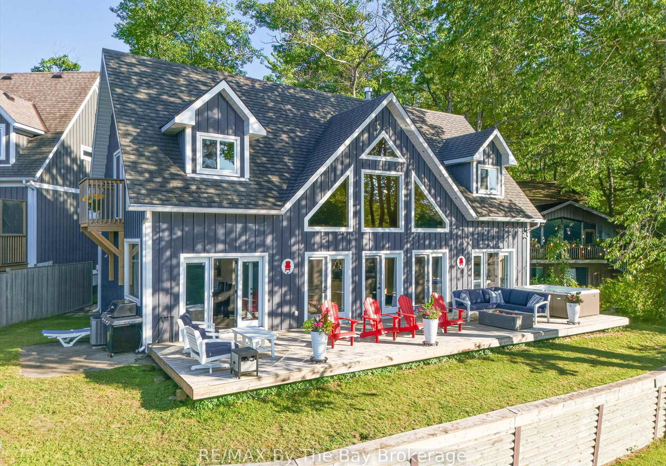 2056-river-road-w-wasaga-beach-ontario-s13637718