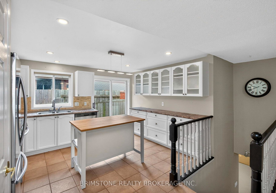 9-holly-meadow-road-barrie-ontario-s13638182